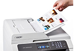 DCP-9022CDW mit automatischem Dokumenteneinzug