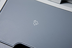 MFC-L9550CDWT mit integriertem NFC-Kartenleser