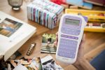 Brother PT-H200 vor Arbeitsfläche