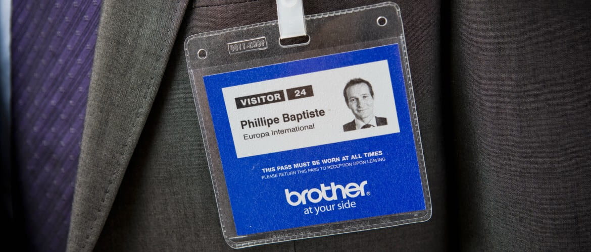 Tarjeta identificativa azul de Brother