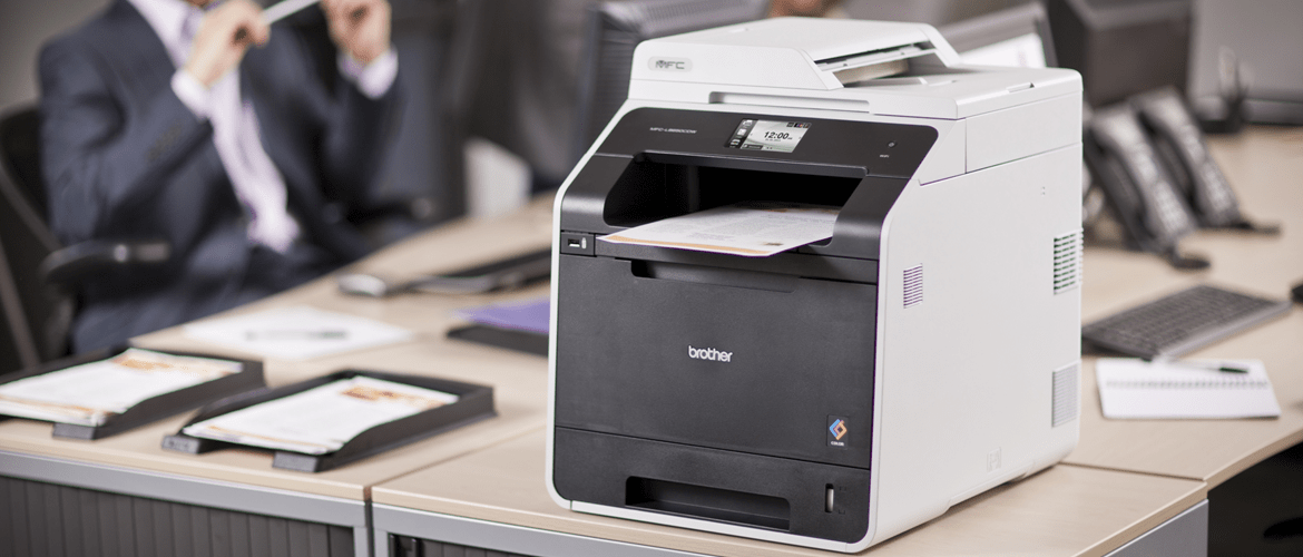 Multifunkční laserová tiskárna MFC-L8650CDW v kancelářském prostředí