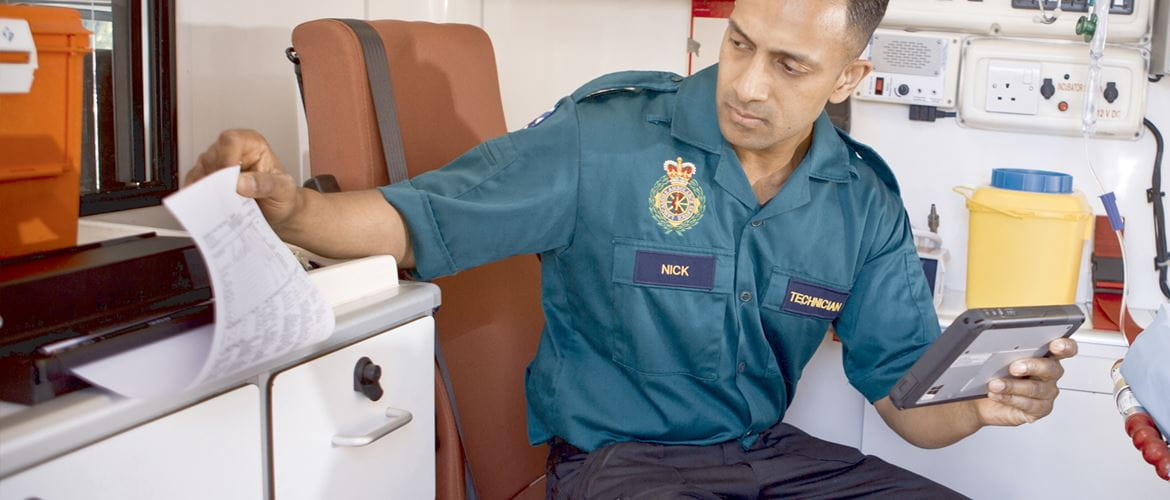 Paramedic folosind PJ-700