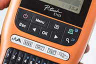 Dedykowane klawisze funkcyjne PT-E110