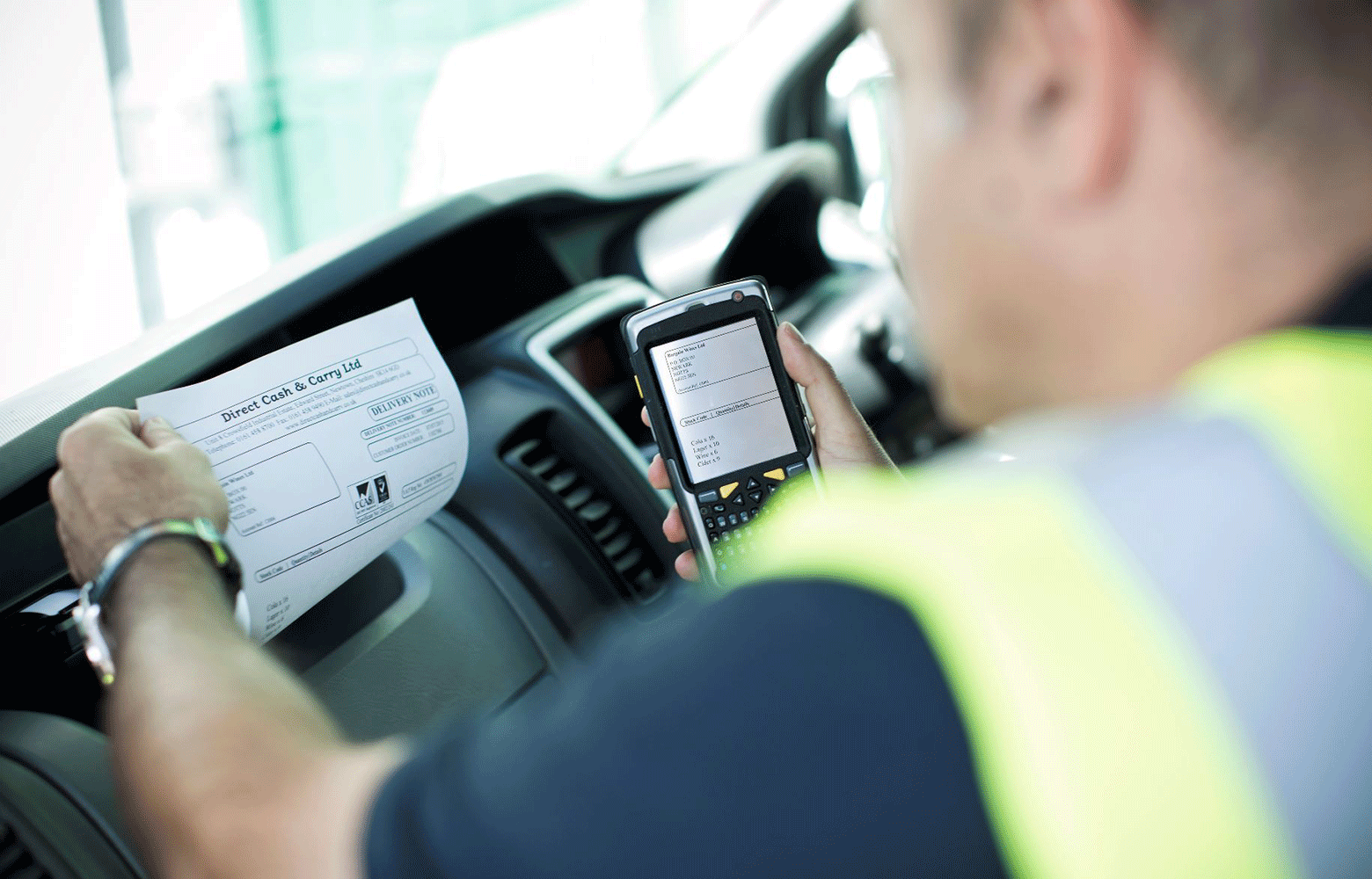 Male driver printing from pj printer in vehicle
