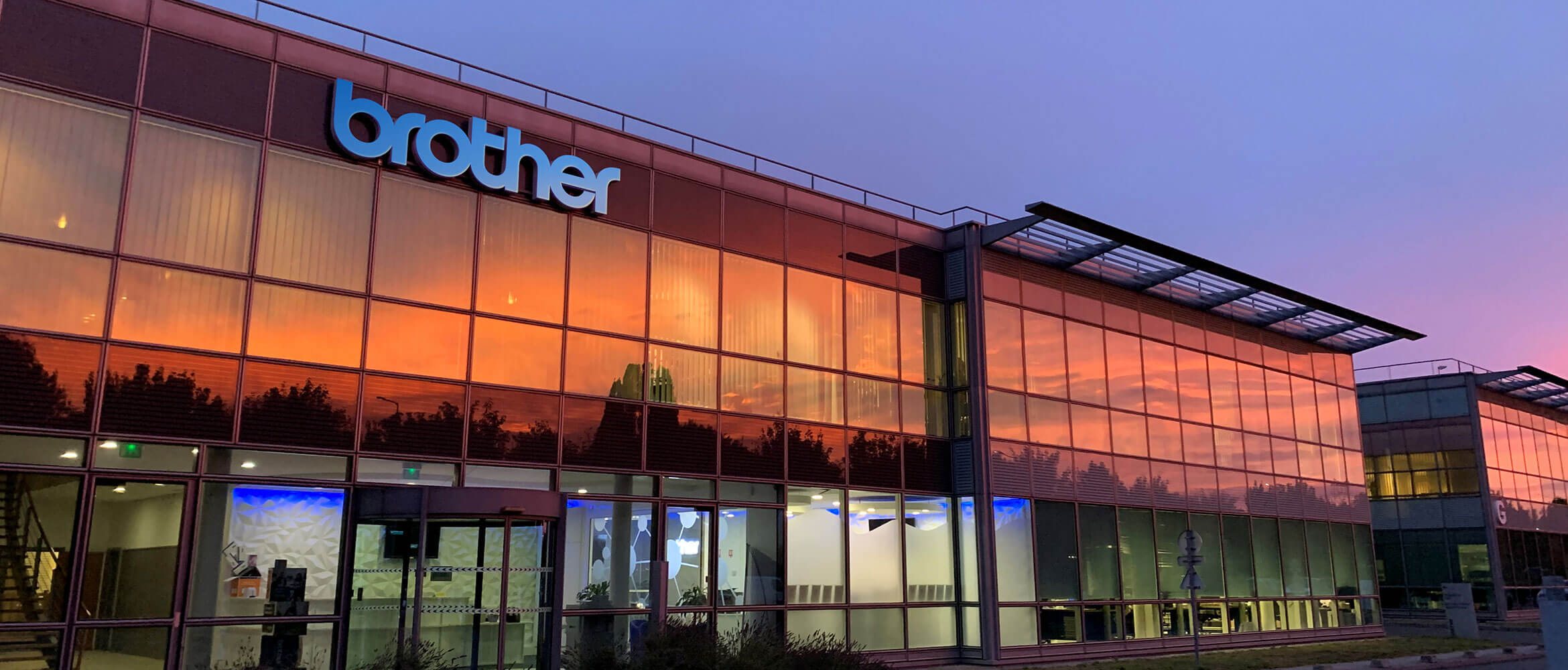 Brother_Siège