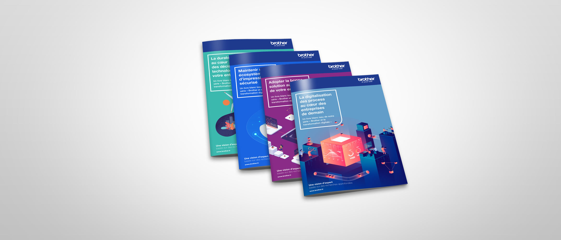 Quatre brochures différentes sur fond gris