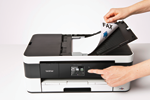 L'imprimante multifonction DCP-J4420DW possède un écran tactile