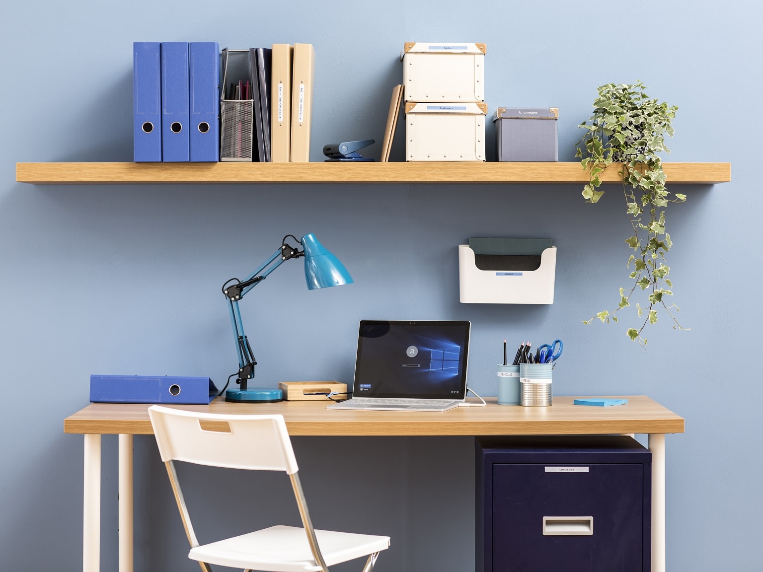 Scrivania SOHO organizzata