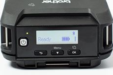 Schermo della stampante Brother RJ-3200 con icona batteria e bluetooth