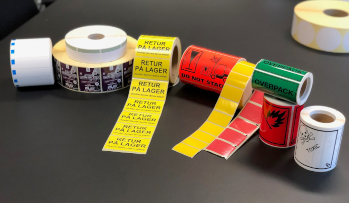 Brother customized labels in different colors