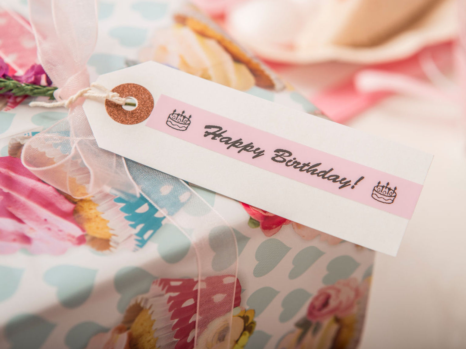 Etiqueta happy birthday