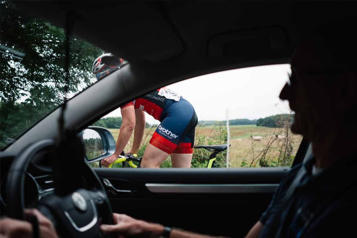 Support vehicle following a Fusion RT cyclists
