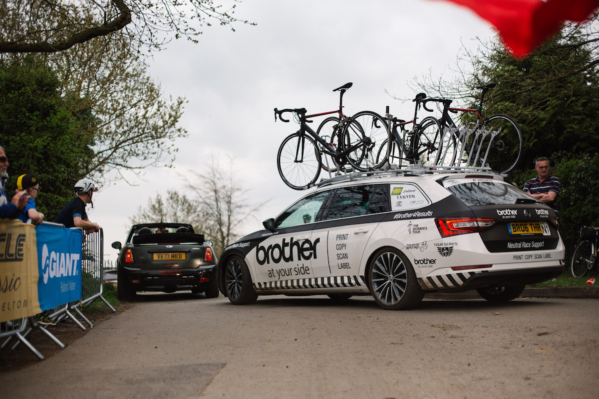 Brother neutral service support car for cycling