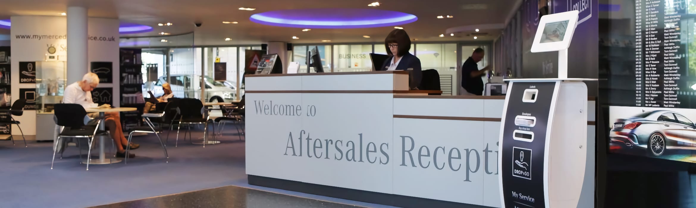 imageHOLDERS digital kiosk at a car dealership reception