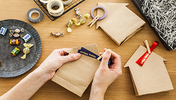 Gift envelopes with ribbons