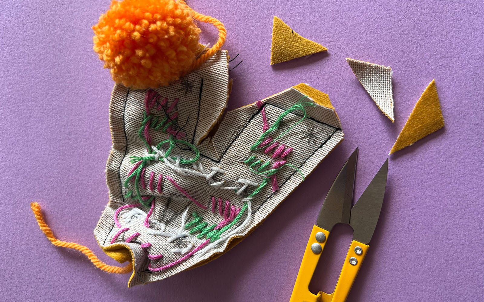 Sewing snips with clipped fabric corners
