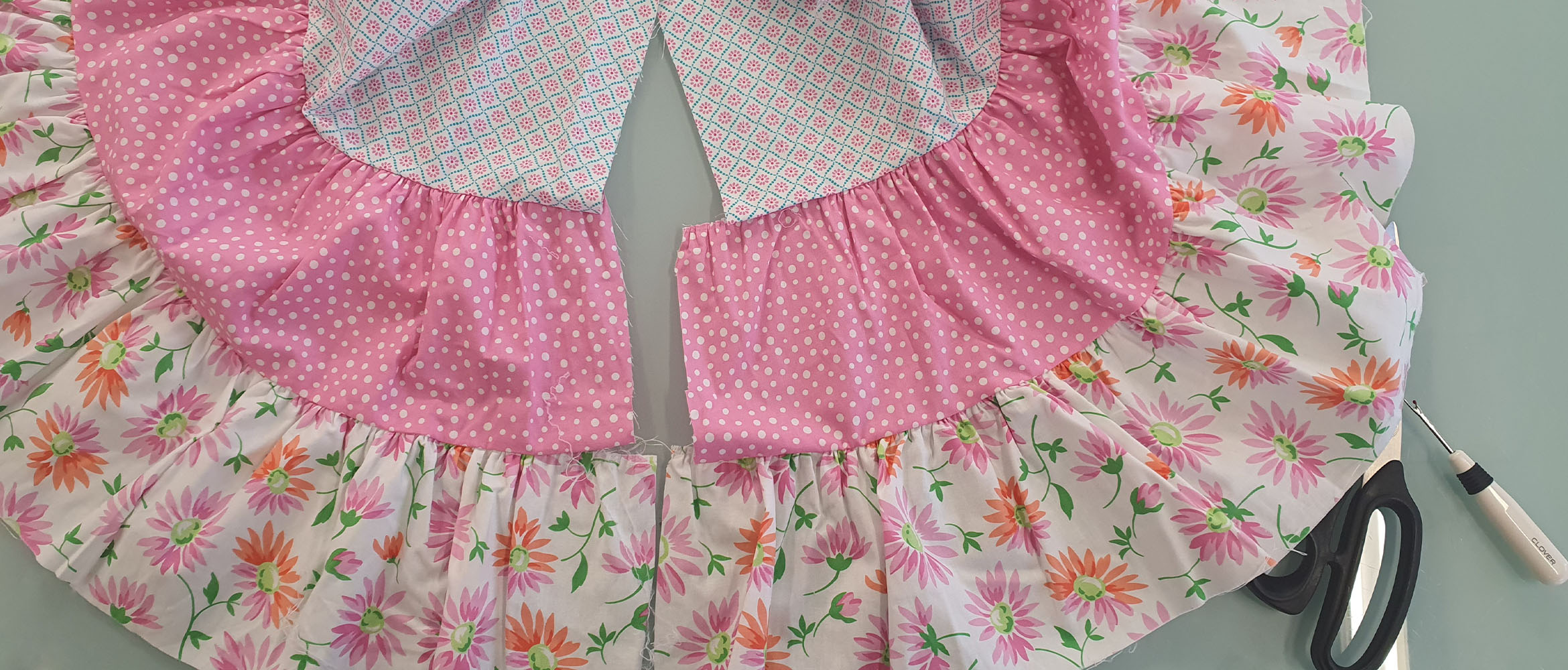Unfinished ruffled skirt