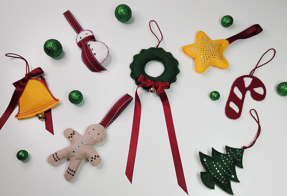 Stuffed felt Christmas decorations