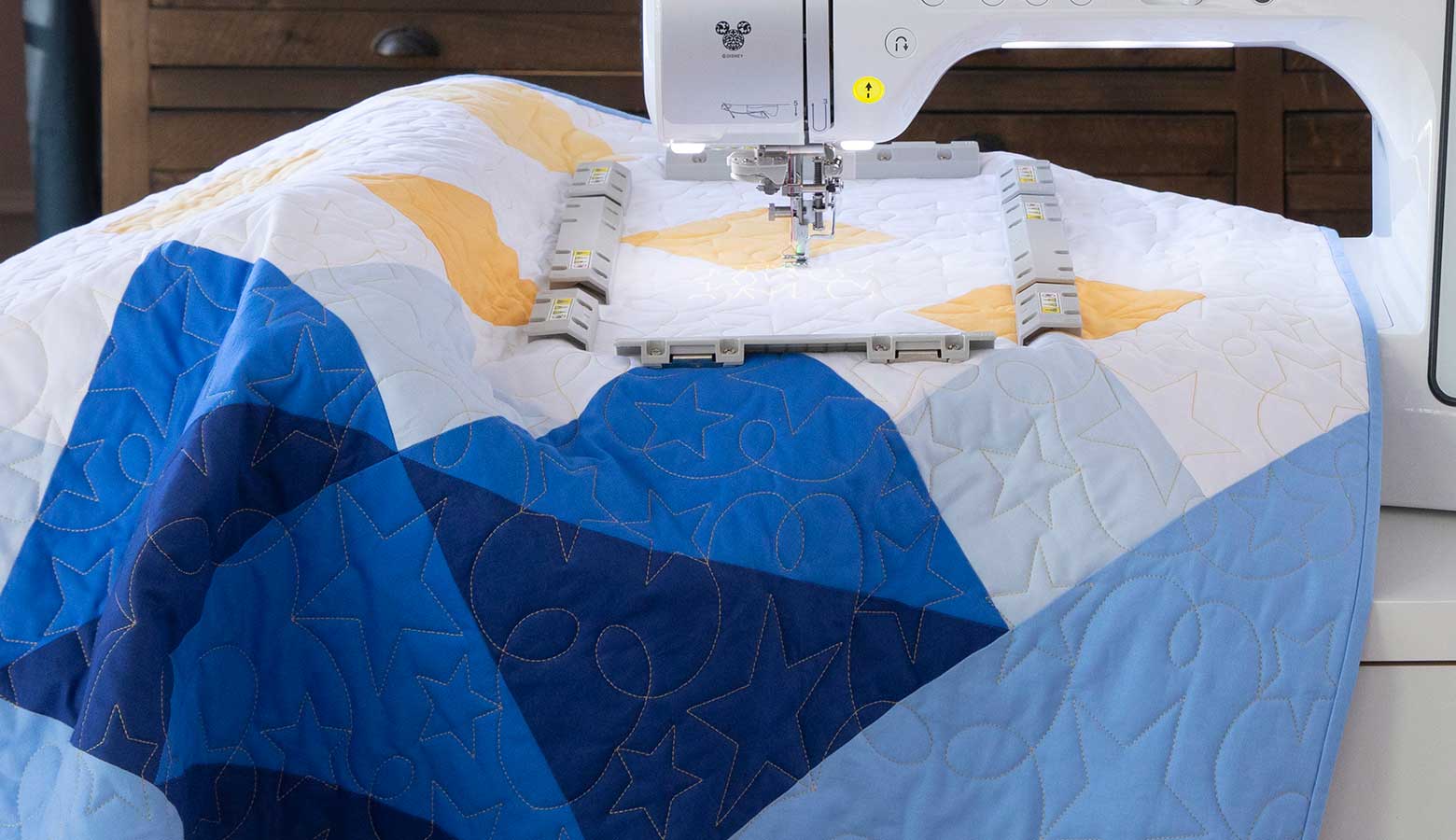 Large quilt in Brother magnetic frame of Innov-is XP3