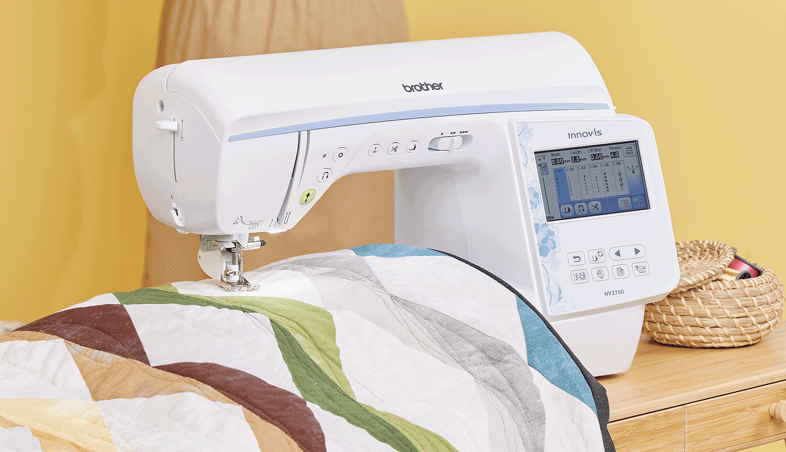 NV2700 NÄH- und Stickmaschine mit Bumter-Quilt