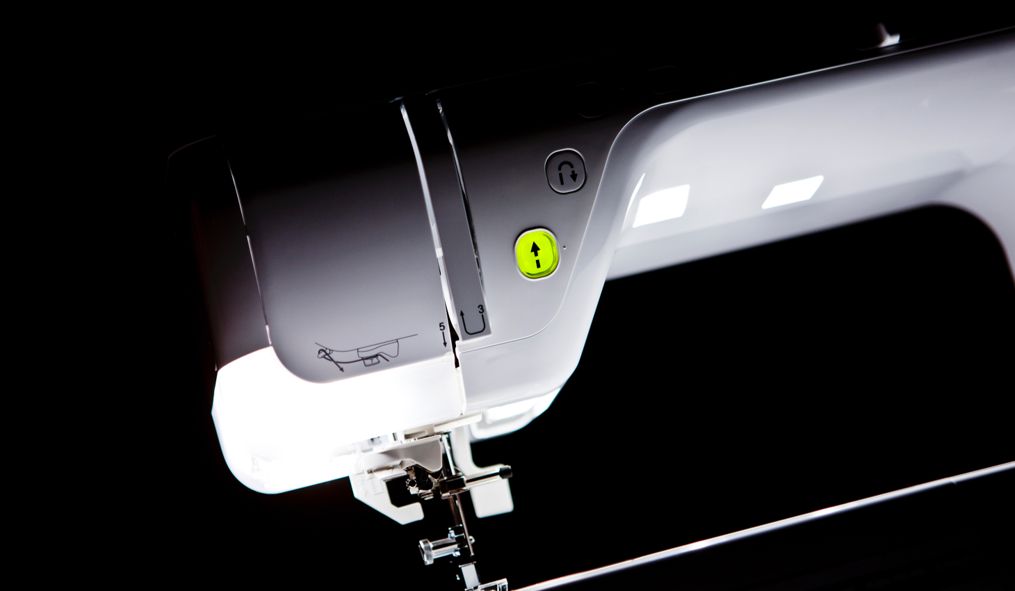 Close-up van een naaimachine