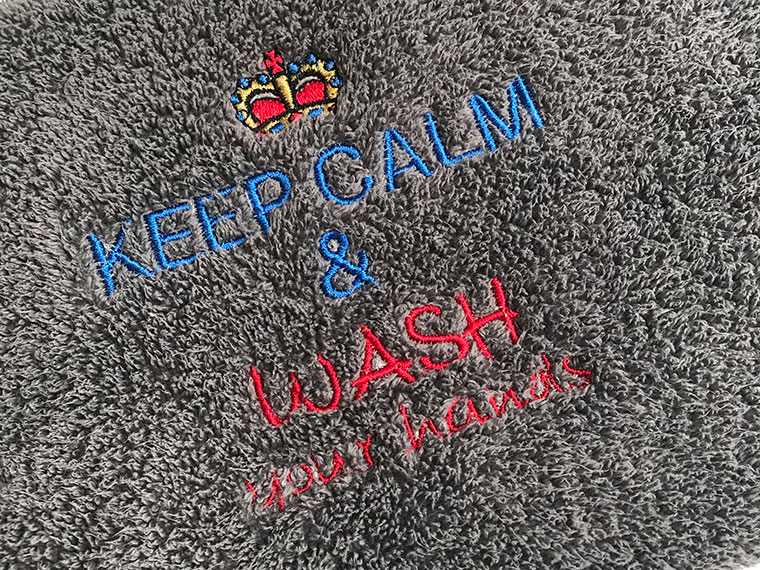  Grijze handdoek met Keep calm and wash your hands