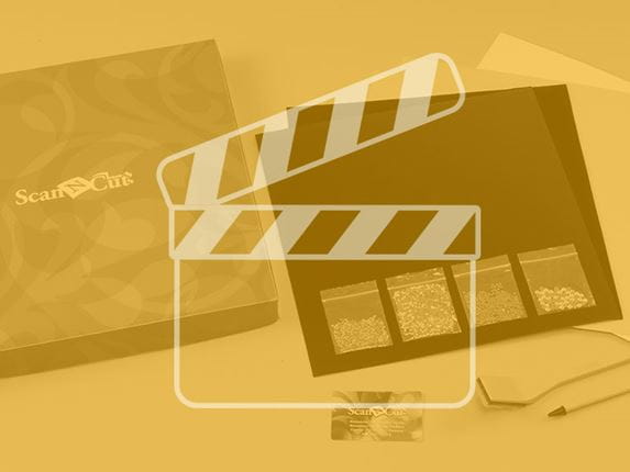Accessoires ScanNCut avec transparent jaune et icône vidéo