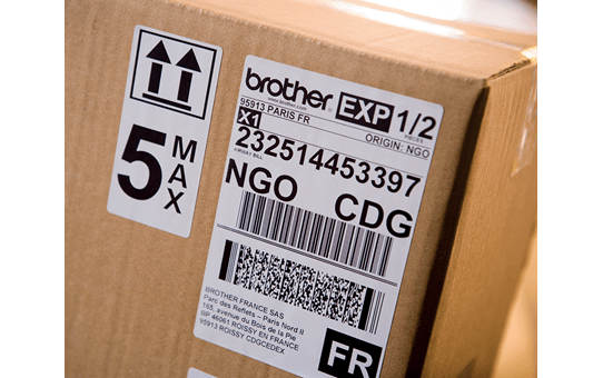 Brother QL1100c etikettskriver for utskrift av leveranseetiketter i bredt format med strekkoder 5