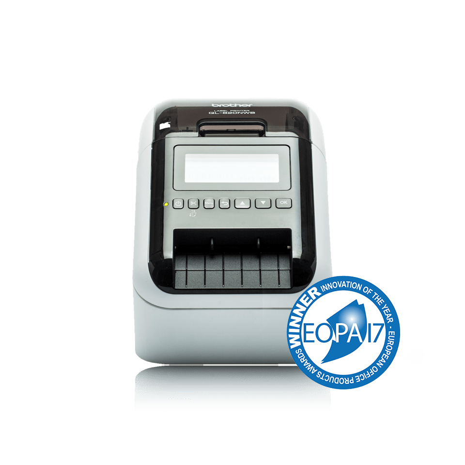 QL-820NWBc drukarka etykiet przodem z logo nagrody EOPA 2017