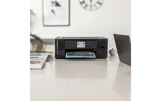 Wireless A4 3-in-1 personal printer - DCP-J1140DW 6