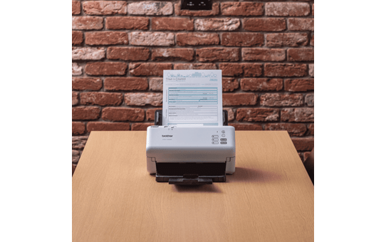 ADS-4300N stolní skener dokumentů 5