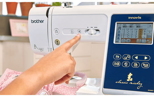 Innov-is M280D sewing and embroidery machine 5