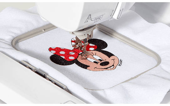 Innov-is M280D sewing and embroidery machine 6