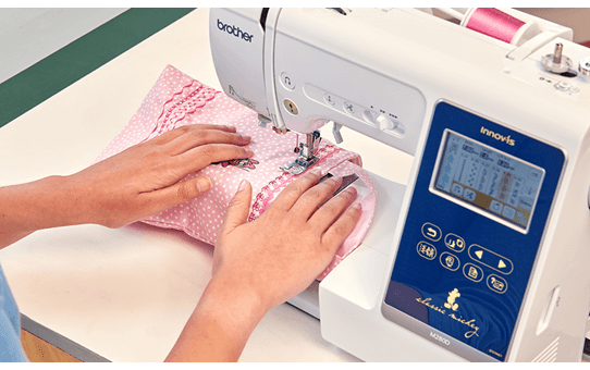 Innov-is M280D sewing and embroidery machine 8