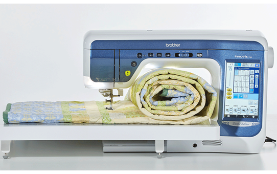 Innov-is V5LE naai-, quilt- en borduurmachine 6
