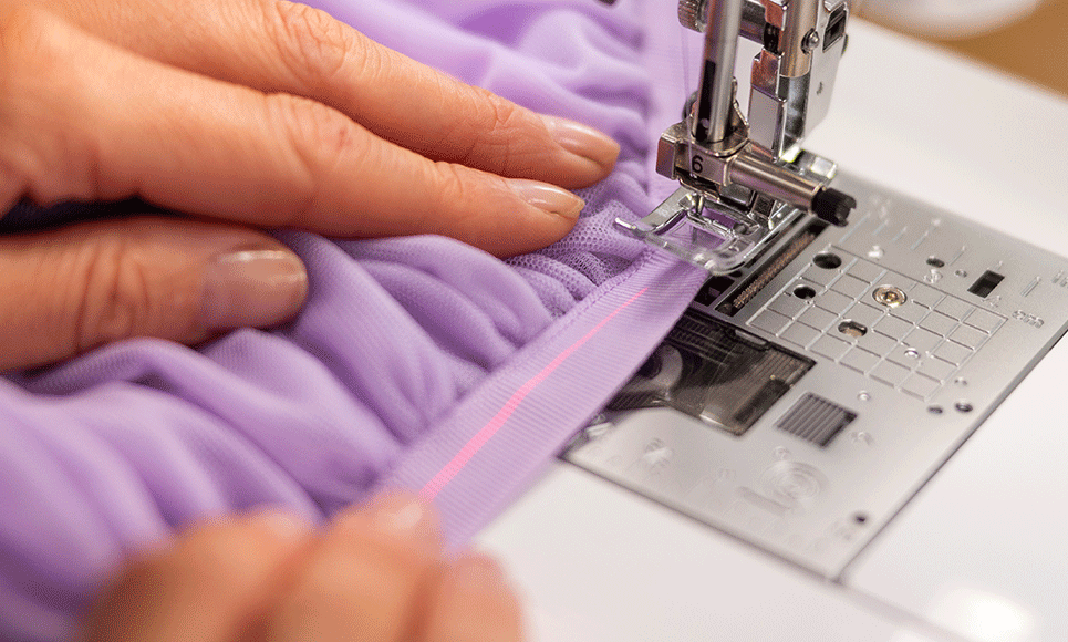 Innov-is Stellaire XJ2 sewing and embroidery machine 7