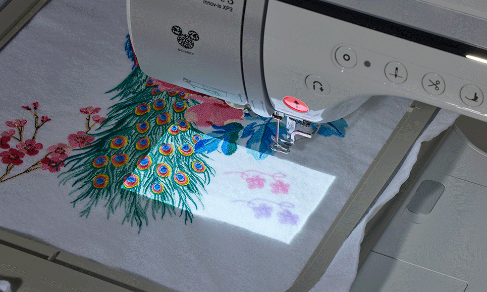 Luminaire Innovis XP3 Brother Sewing and Embroidery Machines