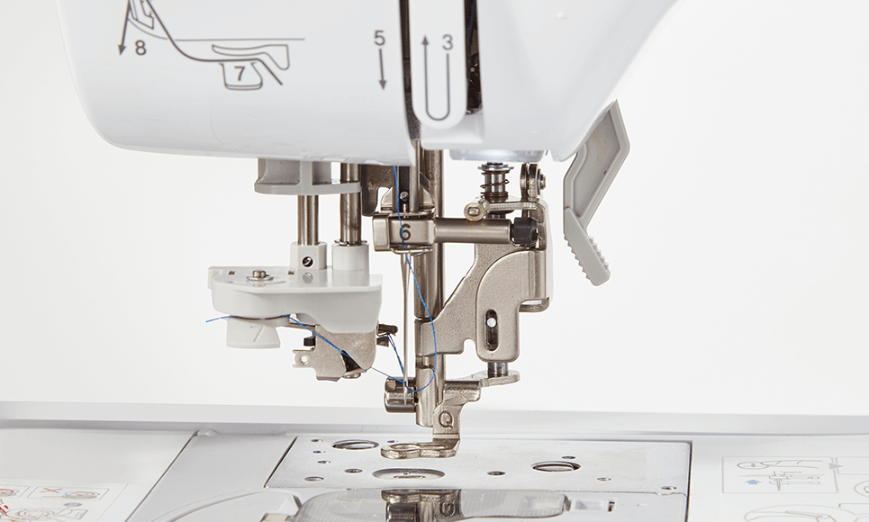 Innov-is M240ED borduurmachine 7