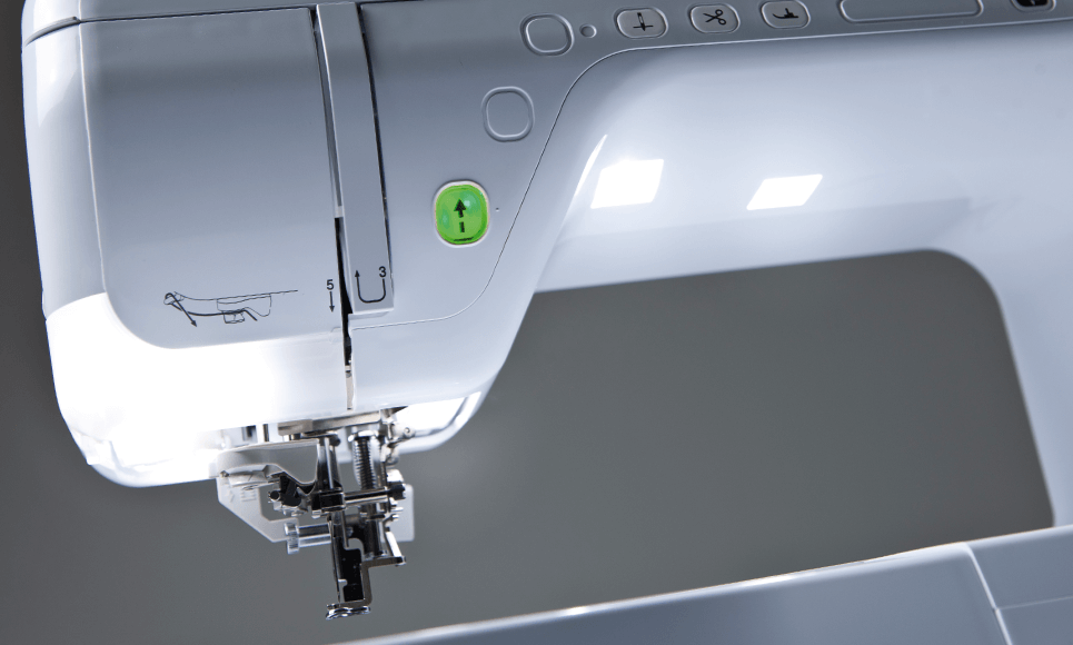 Innov-is V3 embroidery machine 5