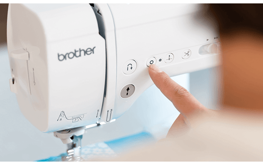 Innov-is A150 sewing machine 7