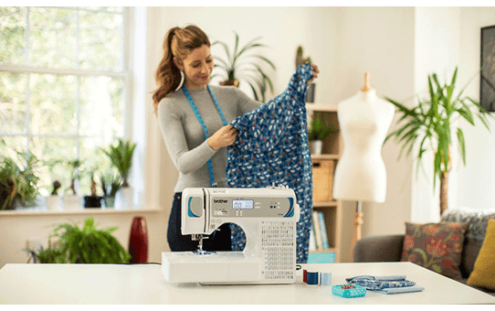 FS210 sewing machine 6