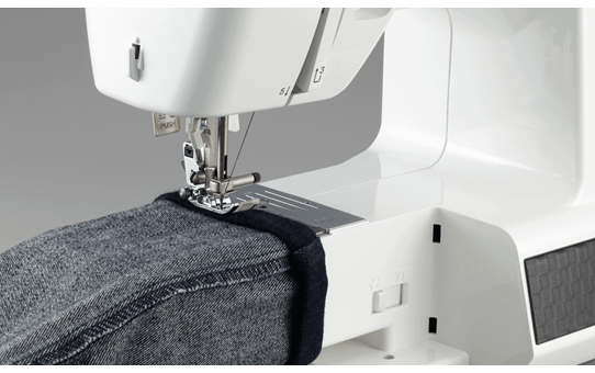 HF37 Strong and Tough sewing machine 5