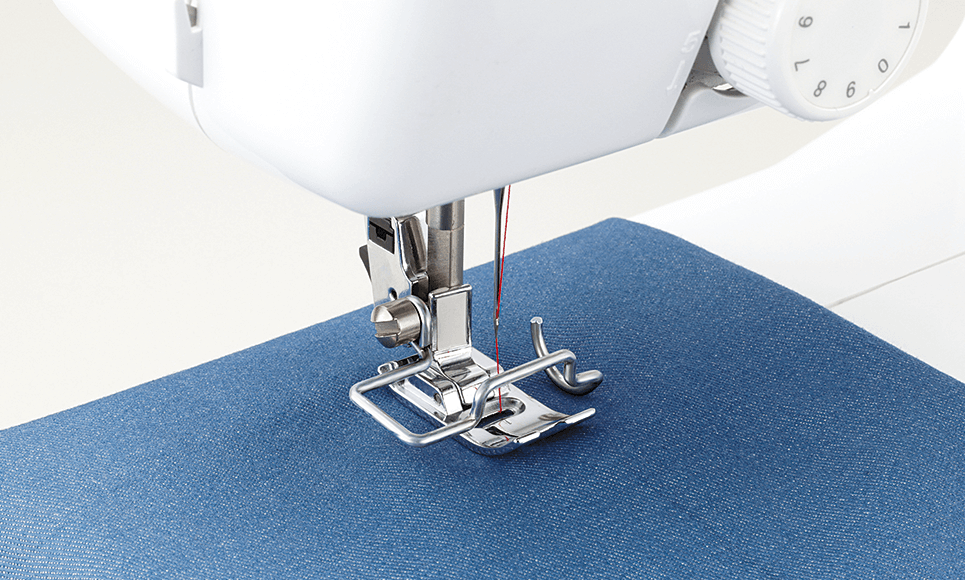 KD144S Little Angel Naaimachine 5